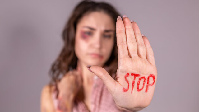 Il cammino per la tutela delle donne vittime di violenza: le recenti modifiche al “Codice Rosso”